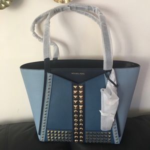 ⭐️NWT !! Michael Michael Kors Tote !!⭐️
